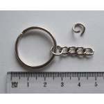 022-125-N * kółko do breloka podwójne, gładkie z łańcuszkiem, kolor stare srebro, fi 25 mm, dł. łańcuszka 20 mm   